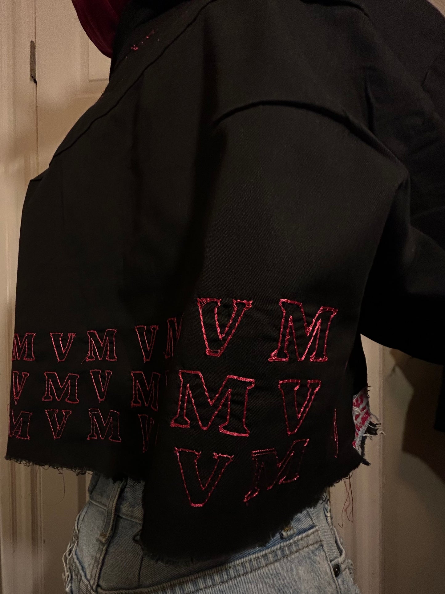 MVM Embroidered Cropped Button Up(long-sleeve)