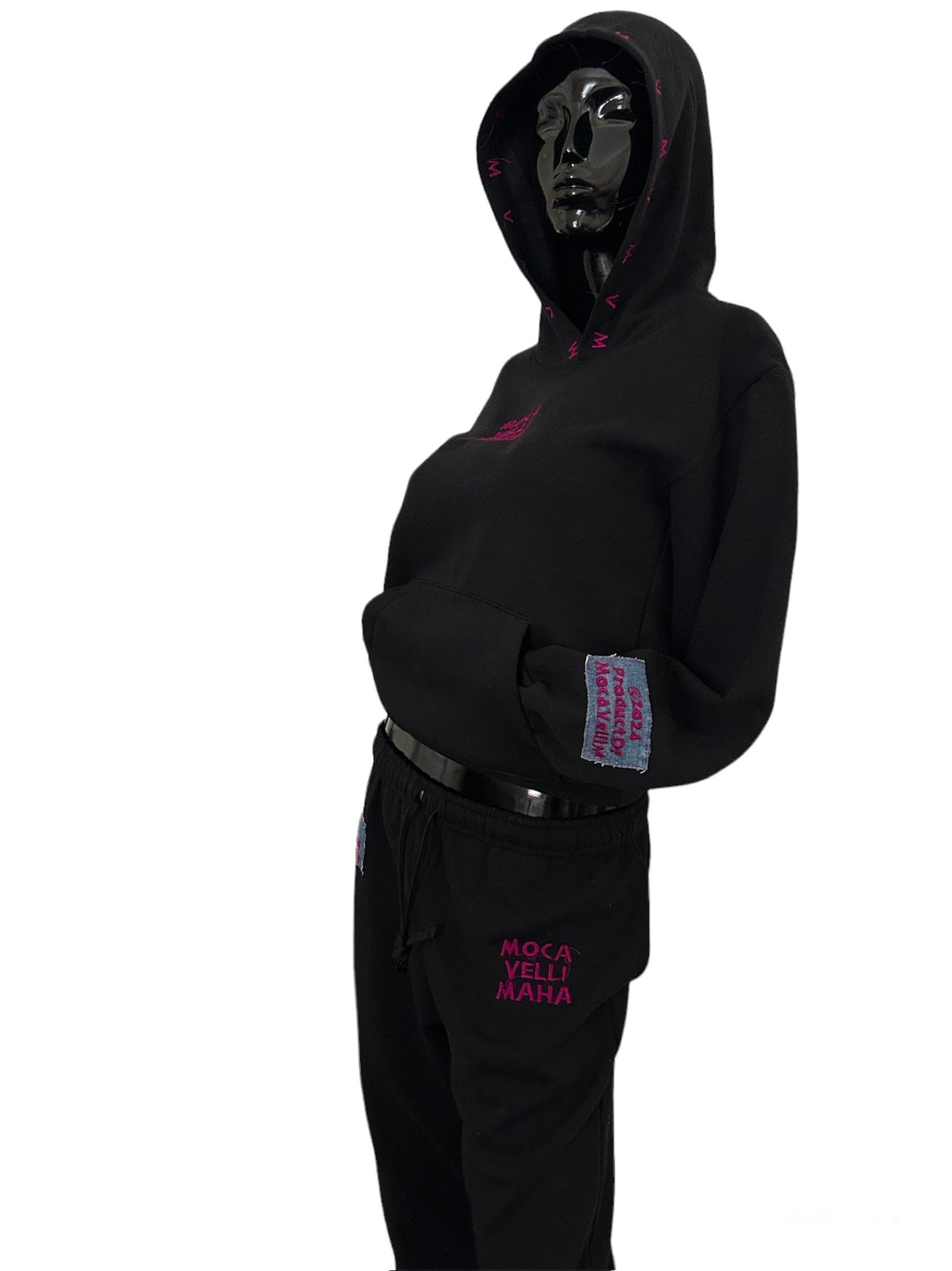MVM Embroidered Pullover Set (NOIR&MAGENTA)